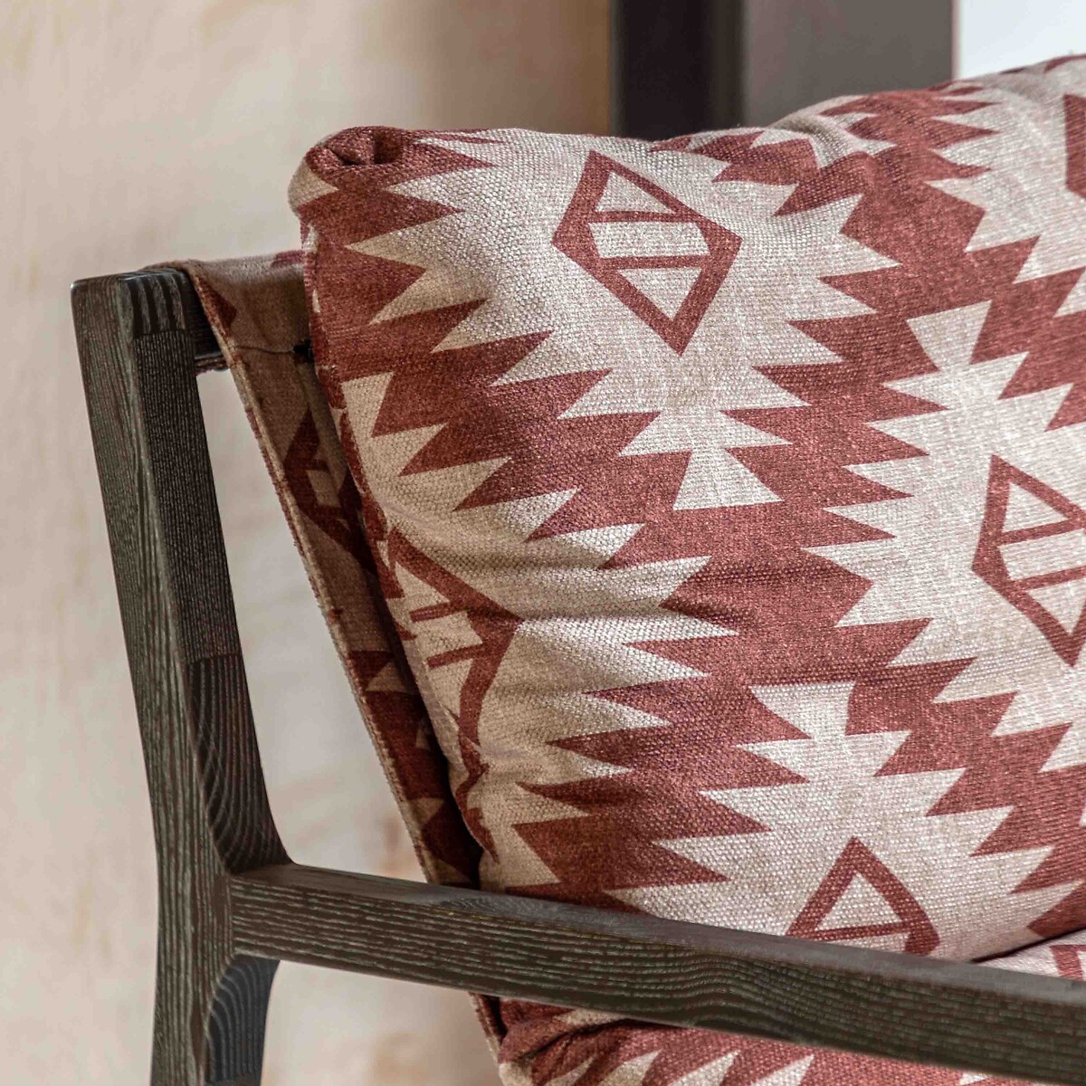 Beverly Ash Wood Lounge Chair multi-coloured red, ÉDITÉ