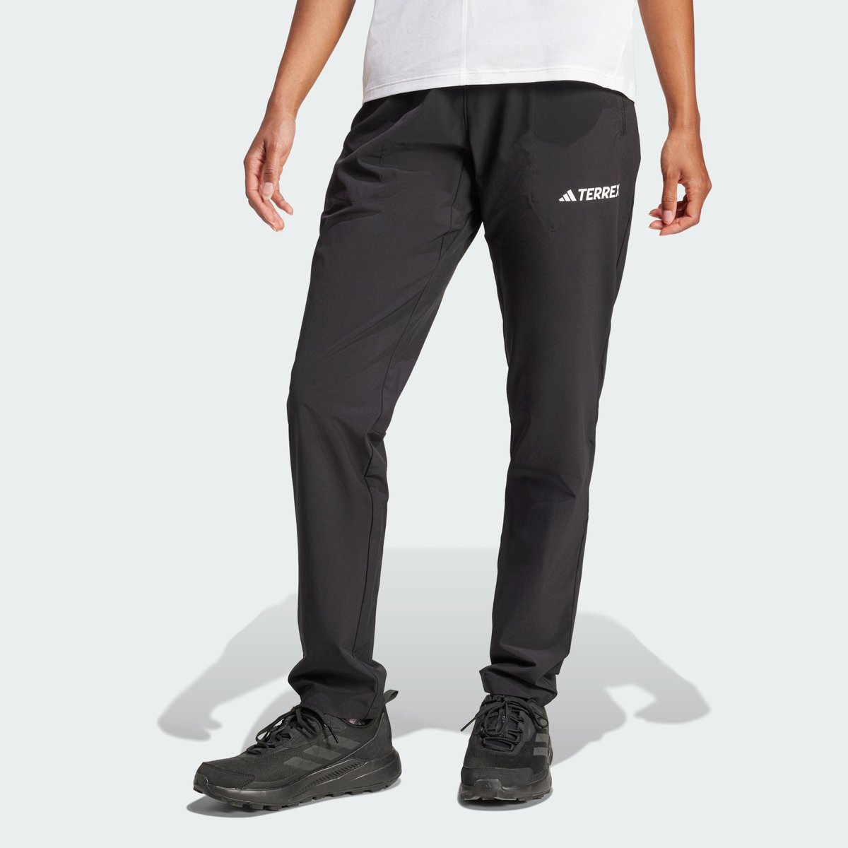 Pantalon Stretch Multi Essentials Pantalon Stretch Multi Essentials black, adidas Performance