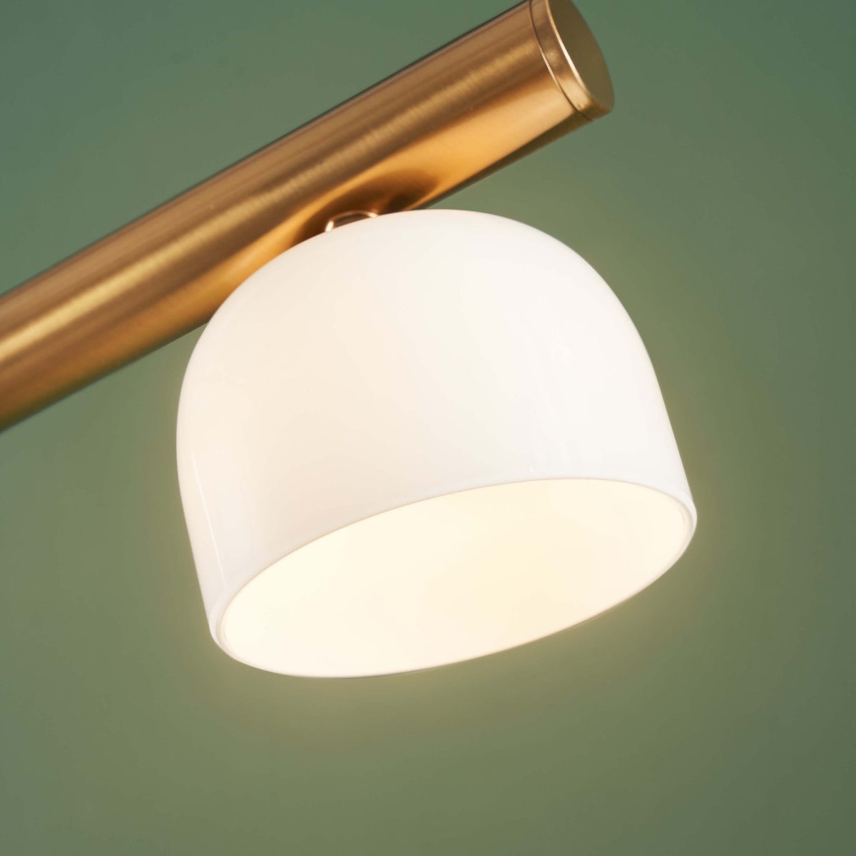 Suspension LED en ligne raffinée - NYSSÉA laiton et blanc, KOSILUM