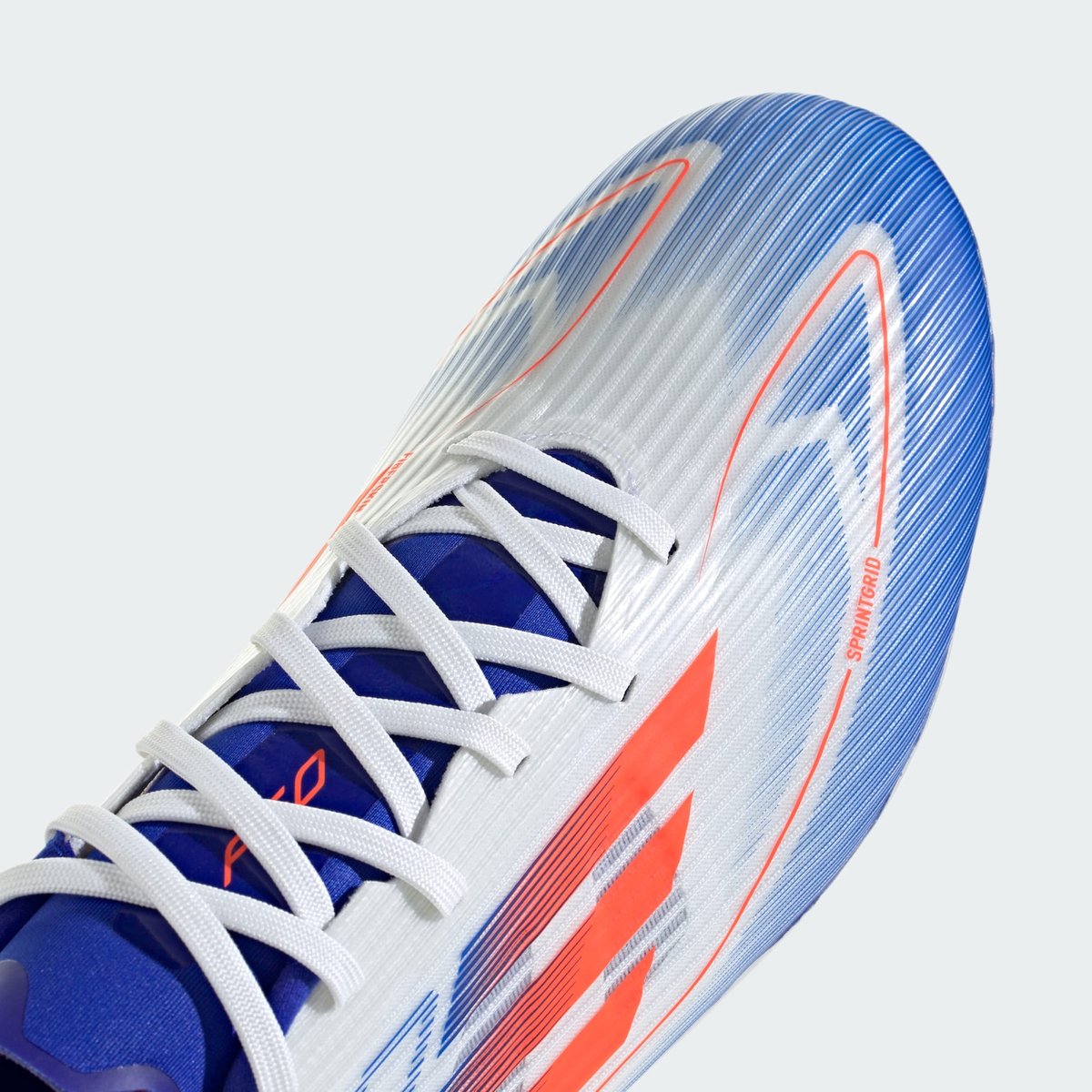 Chaussure F50 League terrain souple / multi-surfaces cloud white / solar red / lucid blue, adidas Performance
