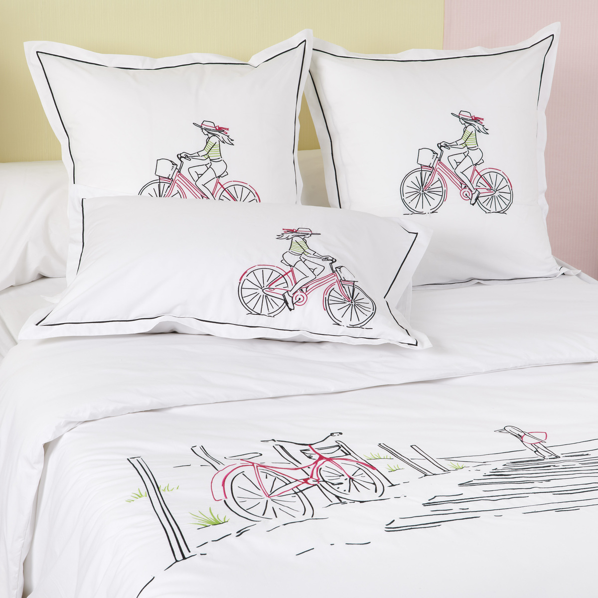 Taie d'oreiller  en Percale de coton brodée - SUMMERTIME motifs, TRADITION DES VOSGES
