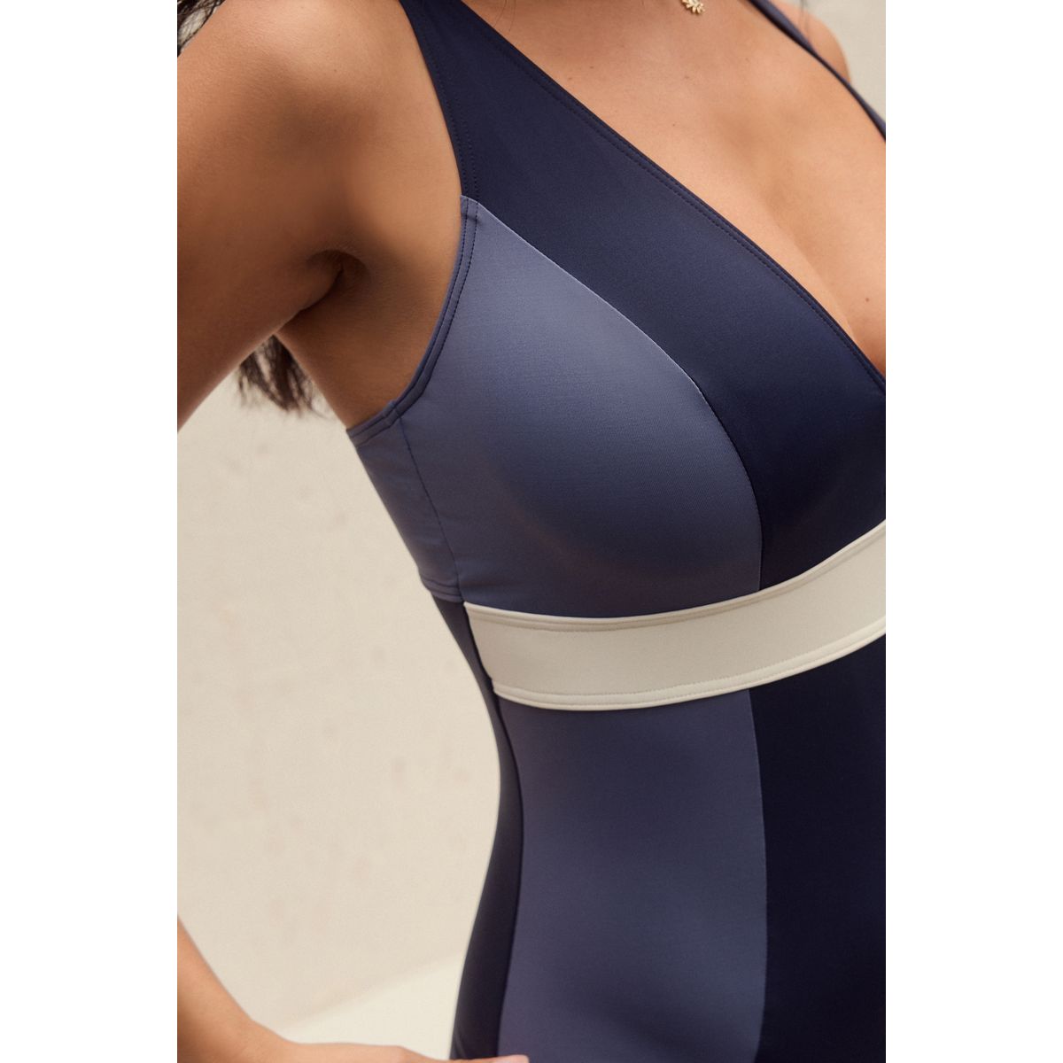 Maillot de bain à armatures bleu/ecru colourblock, NEXT