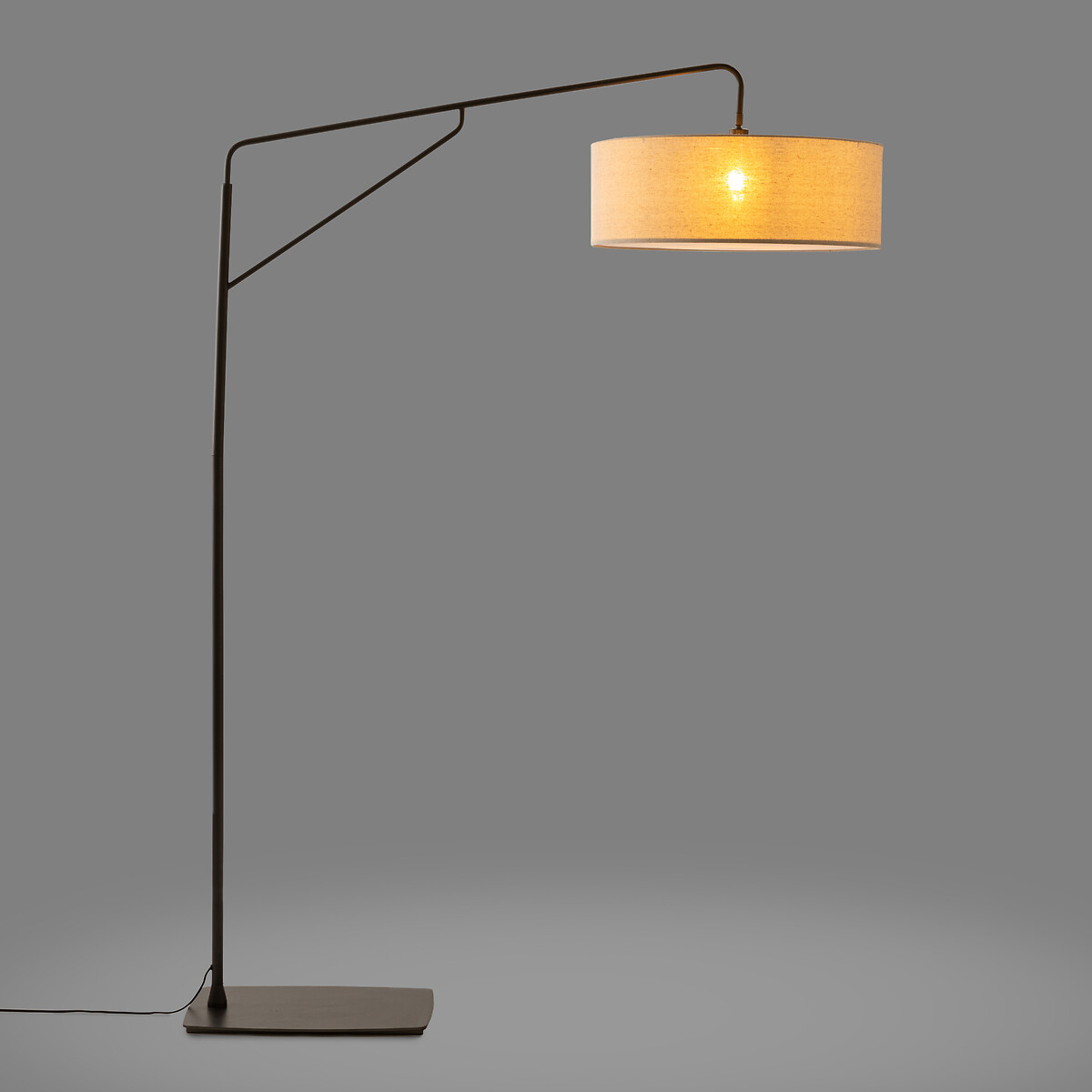 Lampadaire arc, métal fer et lin, Cinqua canon de fusil, AM.PM