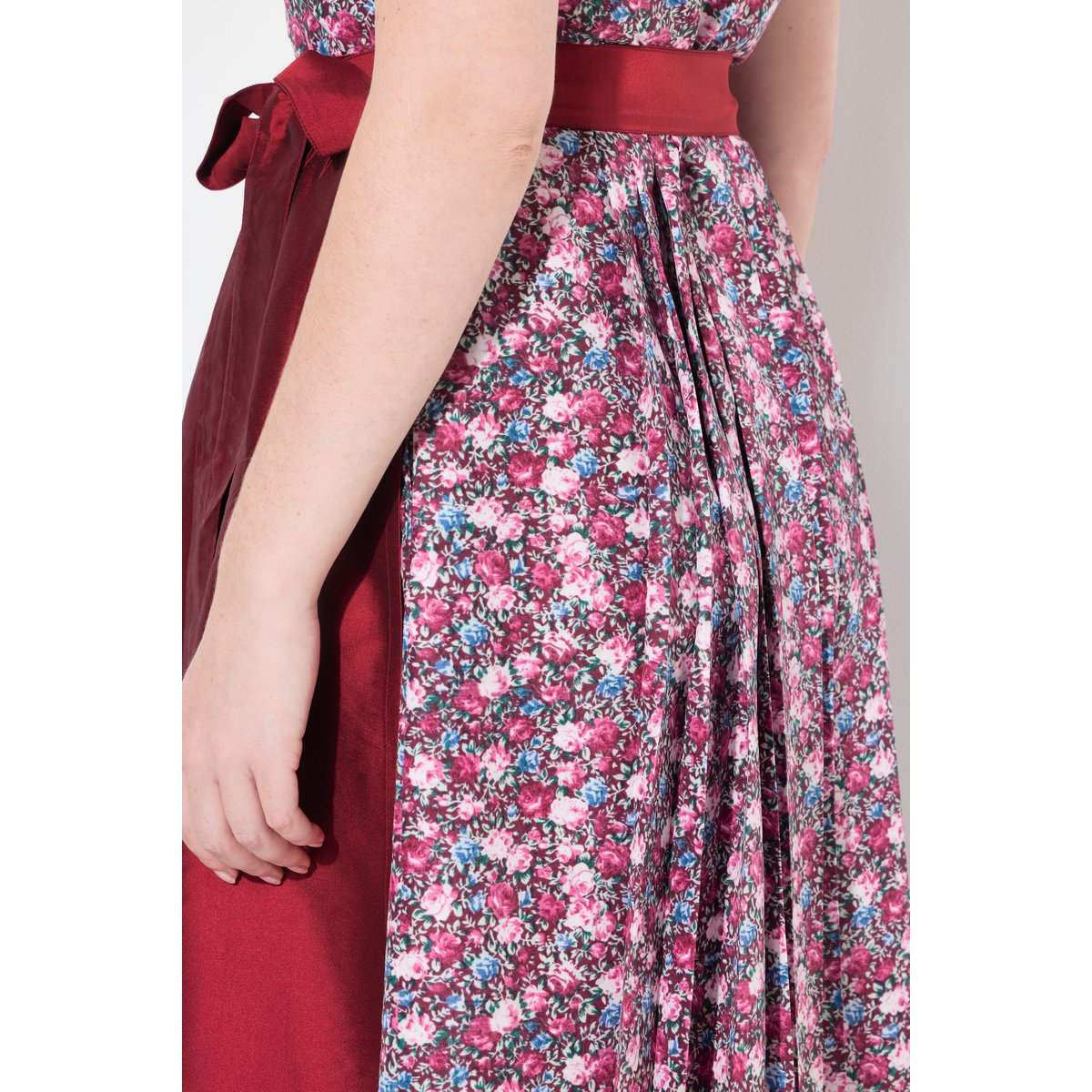 Dirndl lacé sans manches salsa, ULLA POPKEN