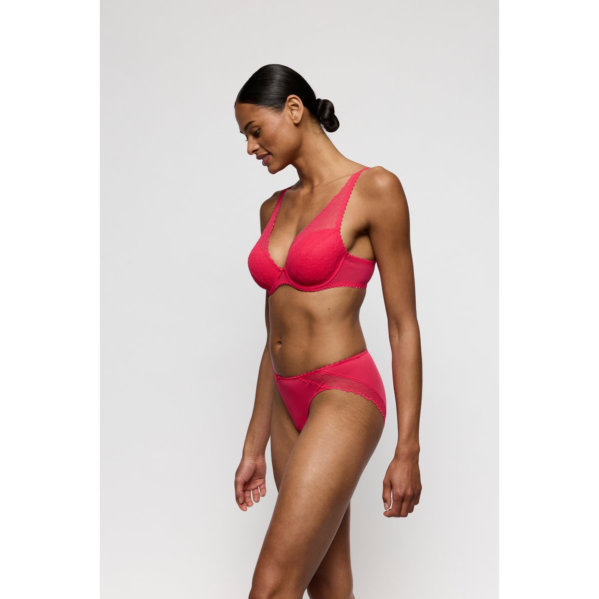 Soutien gorge rembourré plongeant AZELIE rouge - framboise, MARIE JO