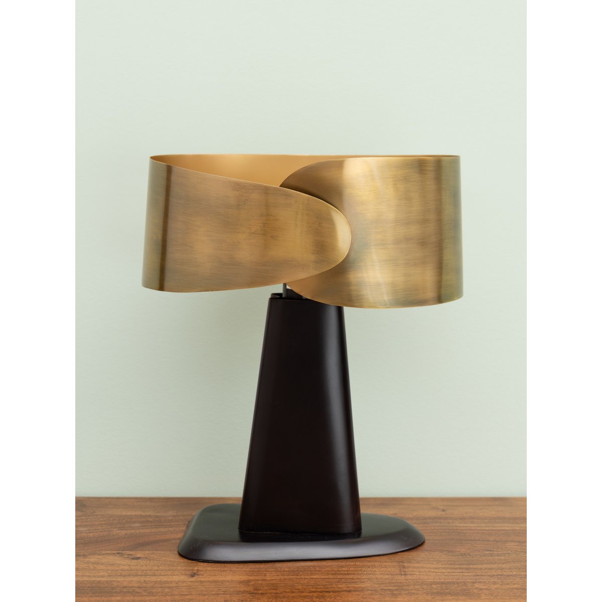 Lampe à poser en métal BELT v300233, CHEHOMA
