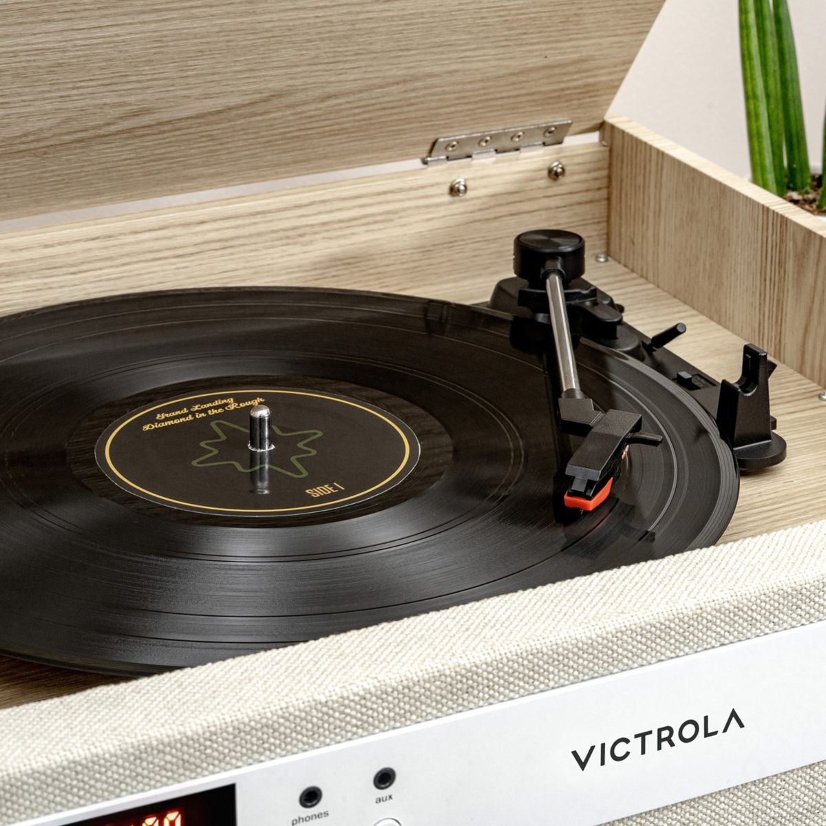 Platine vinyle VTA-820 Naturel couleur unique, VICTROLA