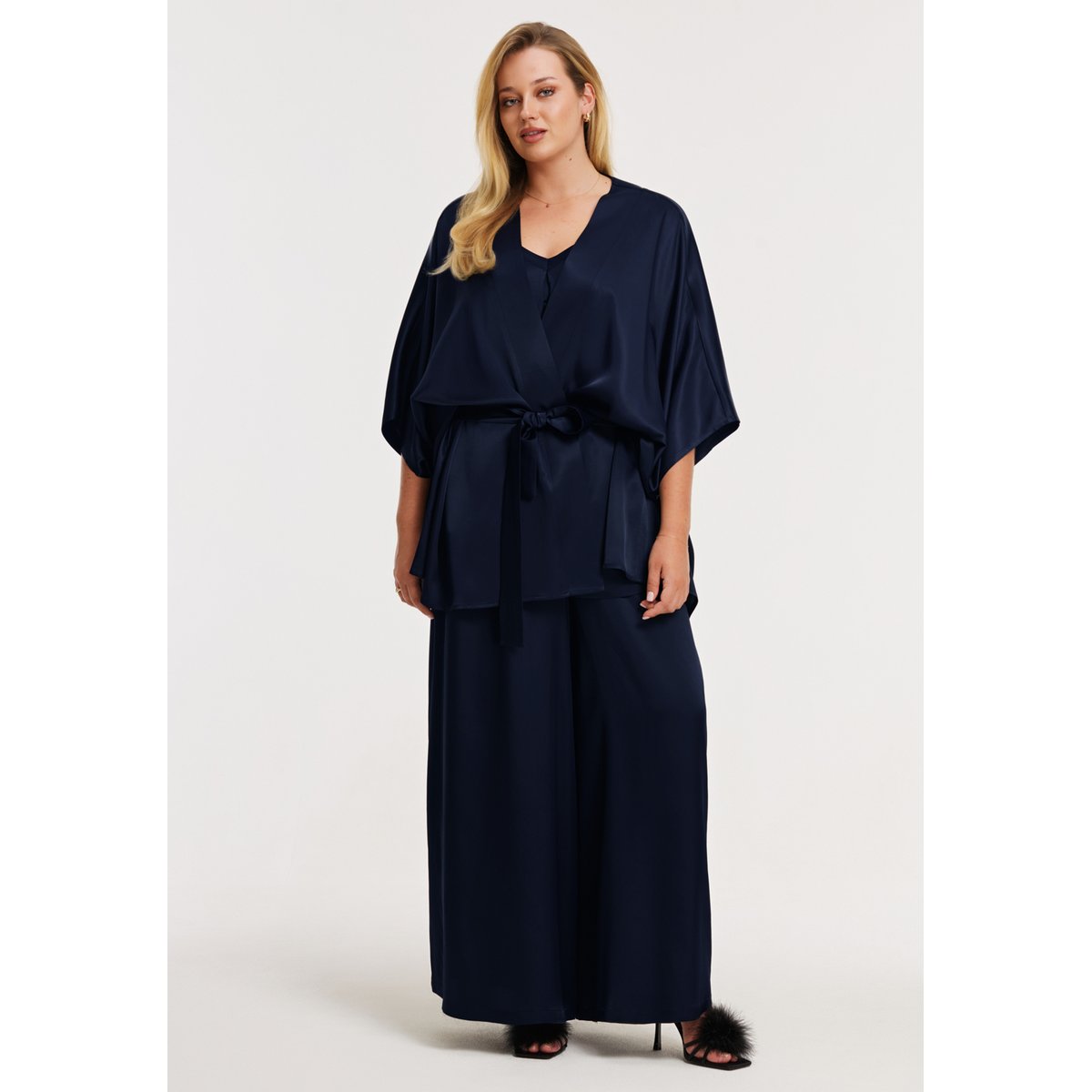 avec manches longues Kimono bleu, YOEK