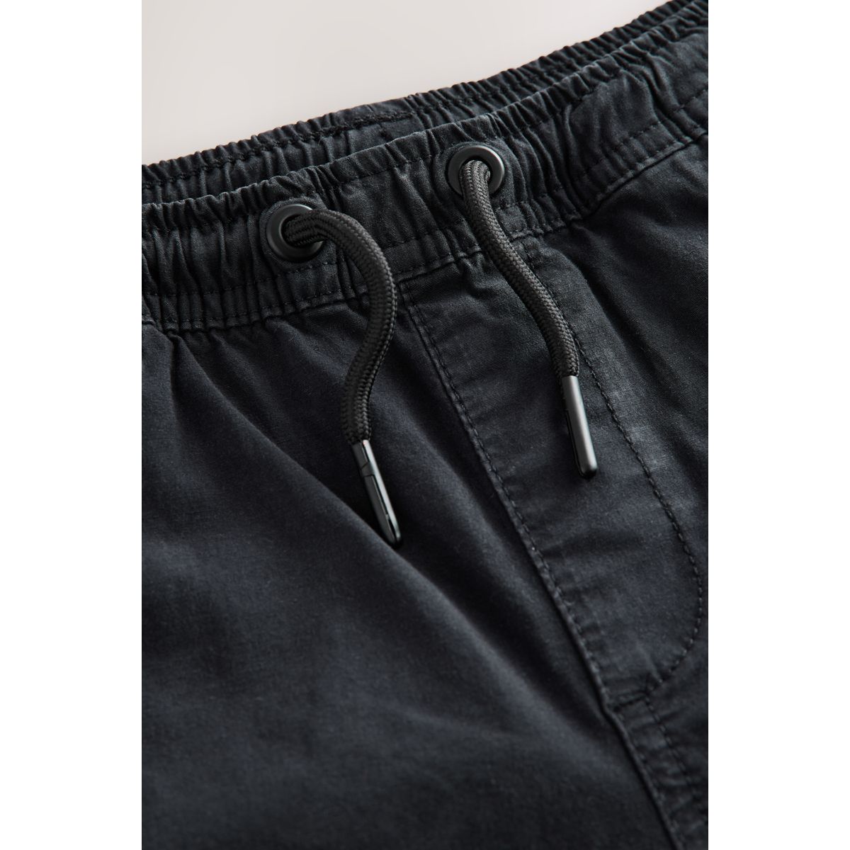 Pantalon cargo large fuselé noir, NEXT