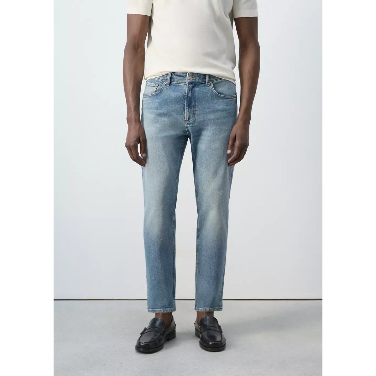 Jean Ben cropped tapered-fit bleu clair vintage, MANGO MAN