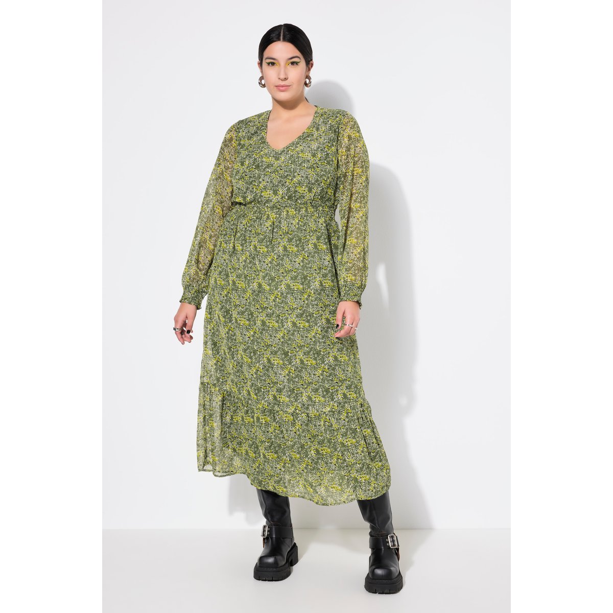 Robe maxi coupe évasée, imprimé à fleurs vert mousse, STUDIO UNTOLD