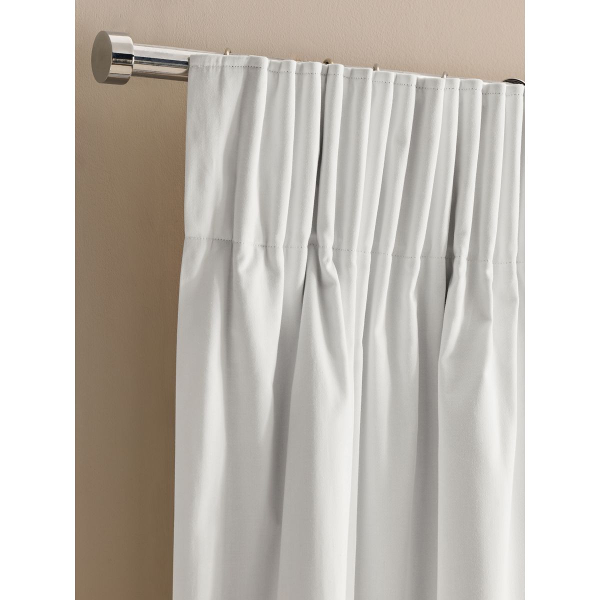 Rideaux occultants/isolants en satin premium blanc, NEXT