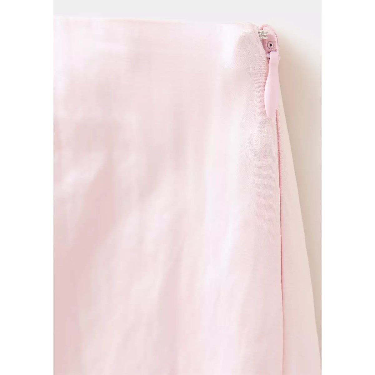 Jupe midi satinée rose pastel, MANGO