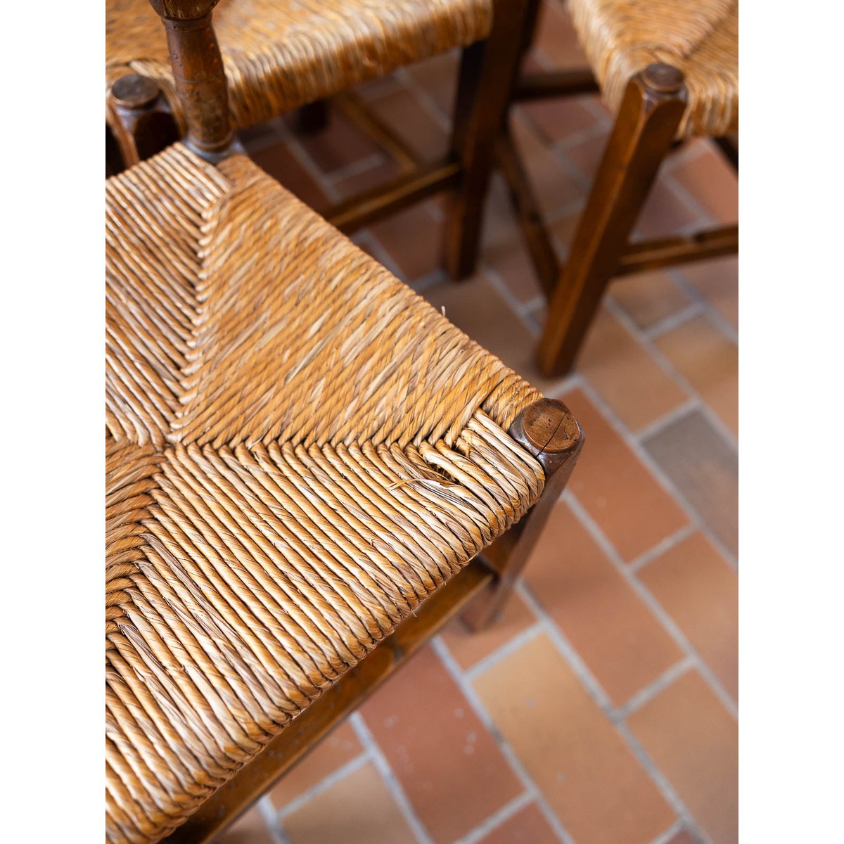 Lot de 6 chaises style campagne Claude N°1580 - Bon état beige, DEBONGOUT
