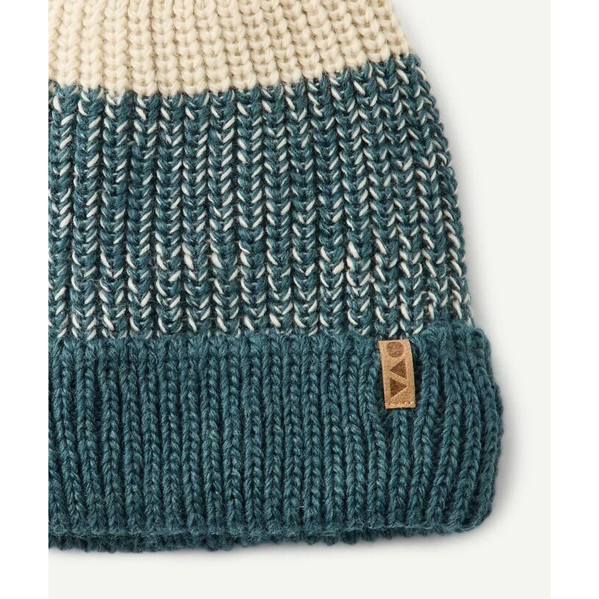 Bonnet à revers et pompon bleu/écru, TAPE A L'OEIL
