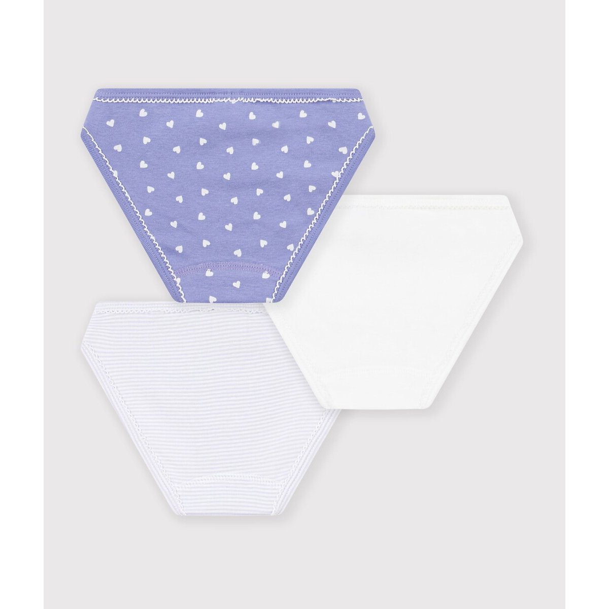 Lot de 3 culottes, 1 unie, 1 imprimée coeurs, 1 rayée bleu + blanc + imprimé, PETIT BATEAU
