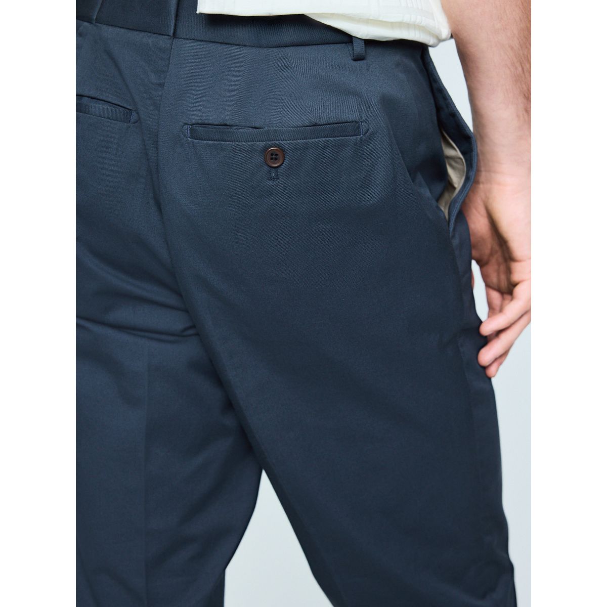 Pantalon chino habillé avec ajustement bleu, NEXT
