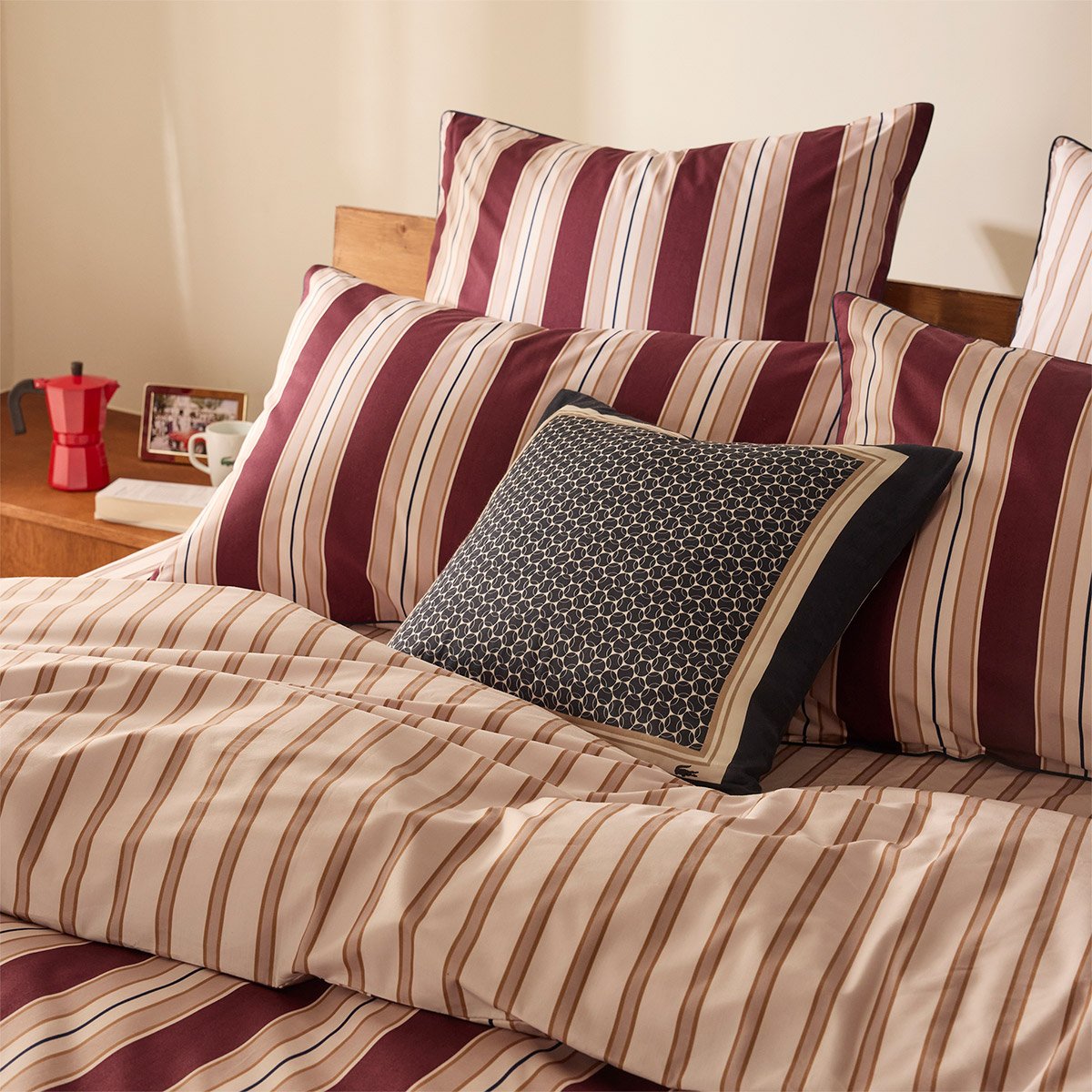 Taie d'oreiller en percale de coton, L COTTAGE rouge, LACOSTE HOME
