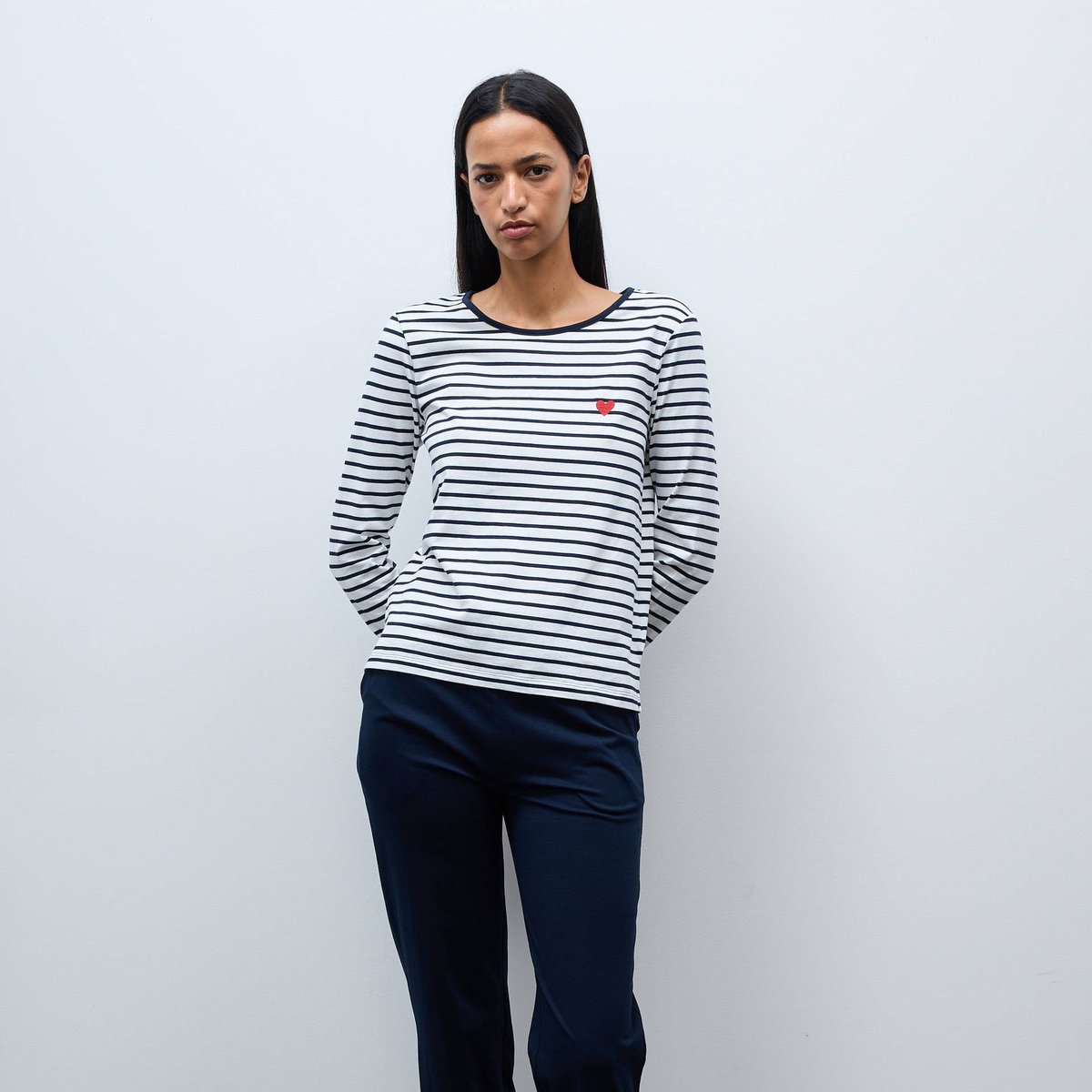 Pyjama uni en coton jersey BIO GOTS avec coeur brodé marine, MONOPRIX