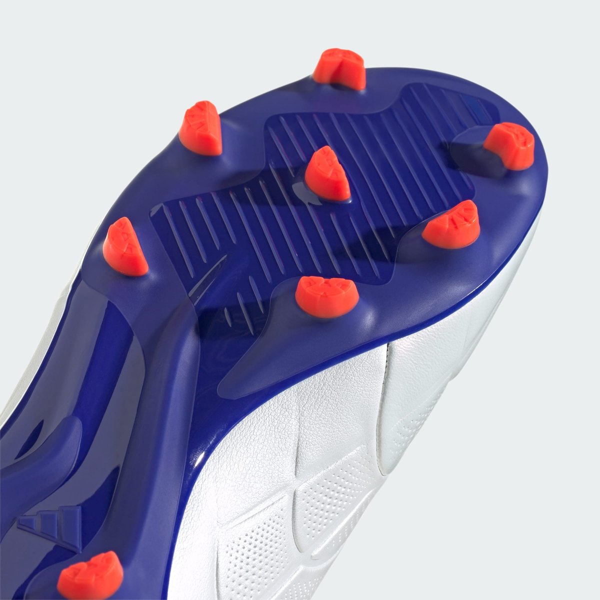 Chaussure Copa Pure 2 League Terrain souple cloud white / lucid blue / solar red, adidas Performance