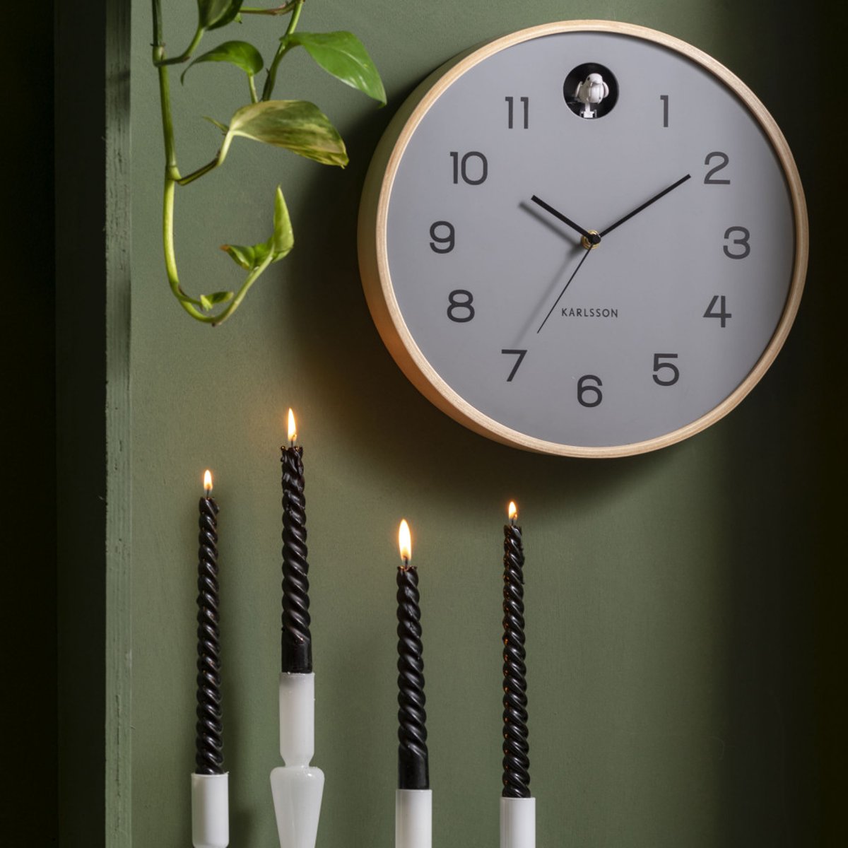 Horloge murale ronde 31,5cm- NATURAL CUCKOO gris, KARLSSON