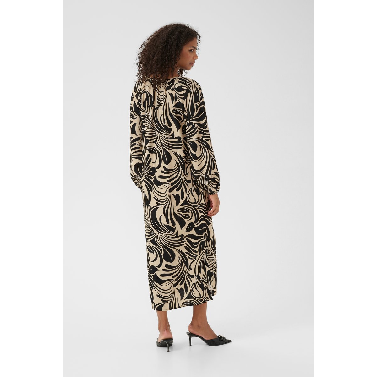 Robe beige feather gray/noir graphic, KAFFE