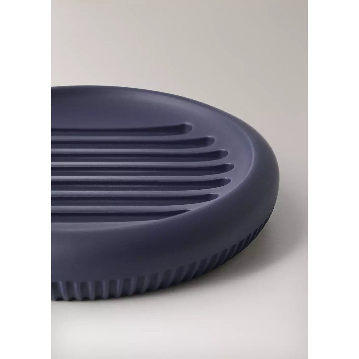 Porte-savon rayé en résine bleu, MANGO HOME