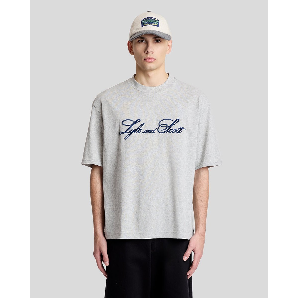 T-shirt logo script col rond gris archive chiné, LYLE & SCOTT