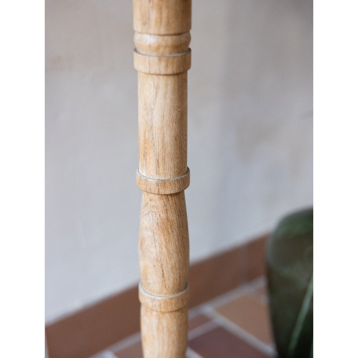Sellette en bois Francine N°1447 - Bon état bois clair, DEBONGOUT