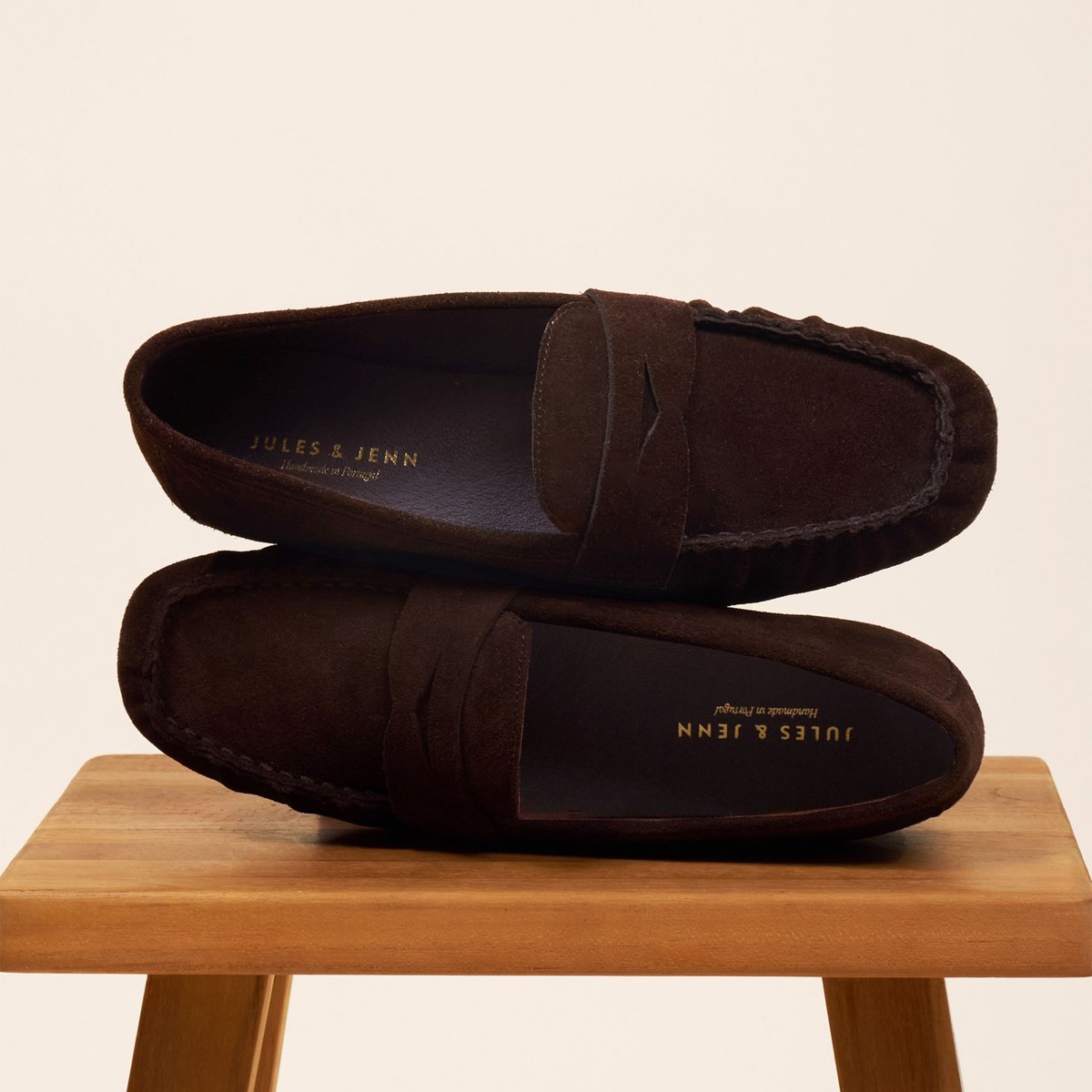 Mocassins plissés Thaïs cuir daim marron, JULES & JENN
