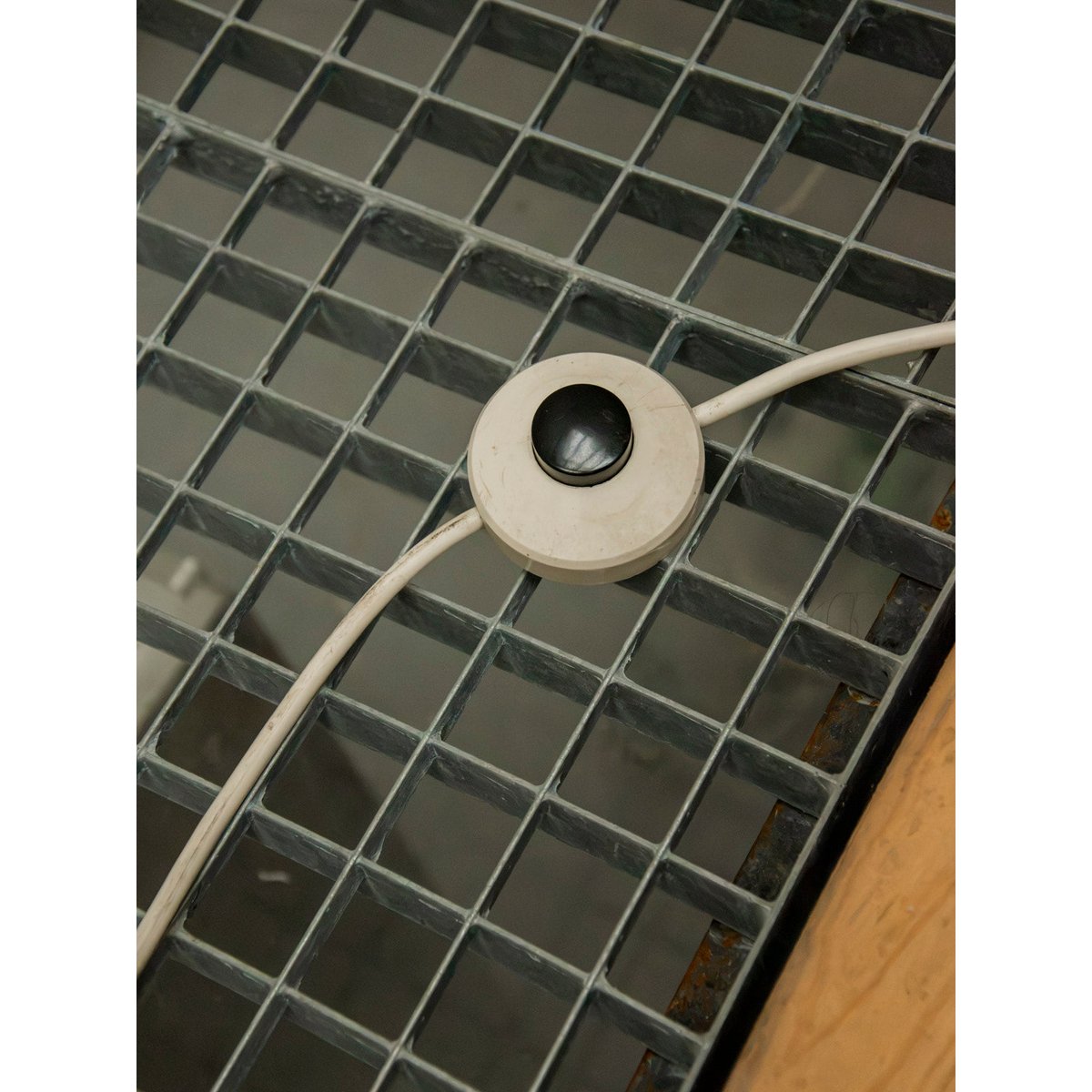 Grande lampe élégante et raffinée Julia N°1113 - Bon état beige, DEBONGOUT