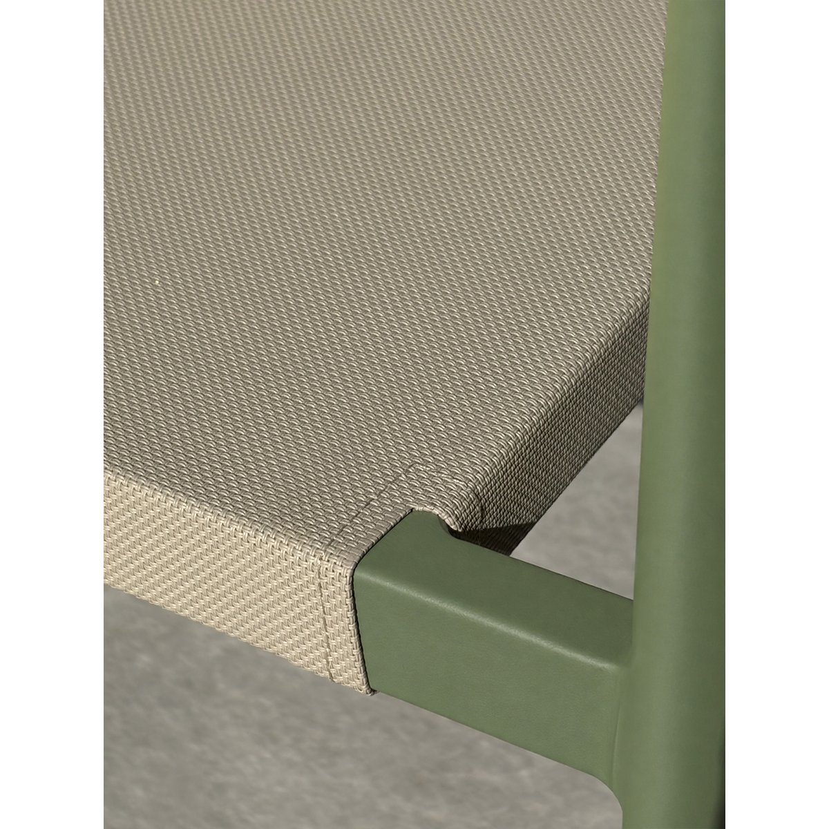 Ensemble repas de jardin en aluminium 8 places HANOI vert olive, DCB GARDEN