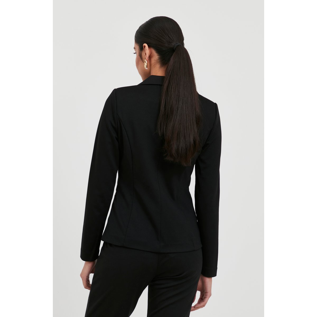 Blazer coupe ajustée, col tailleur noir, ICHI