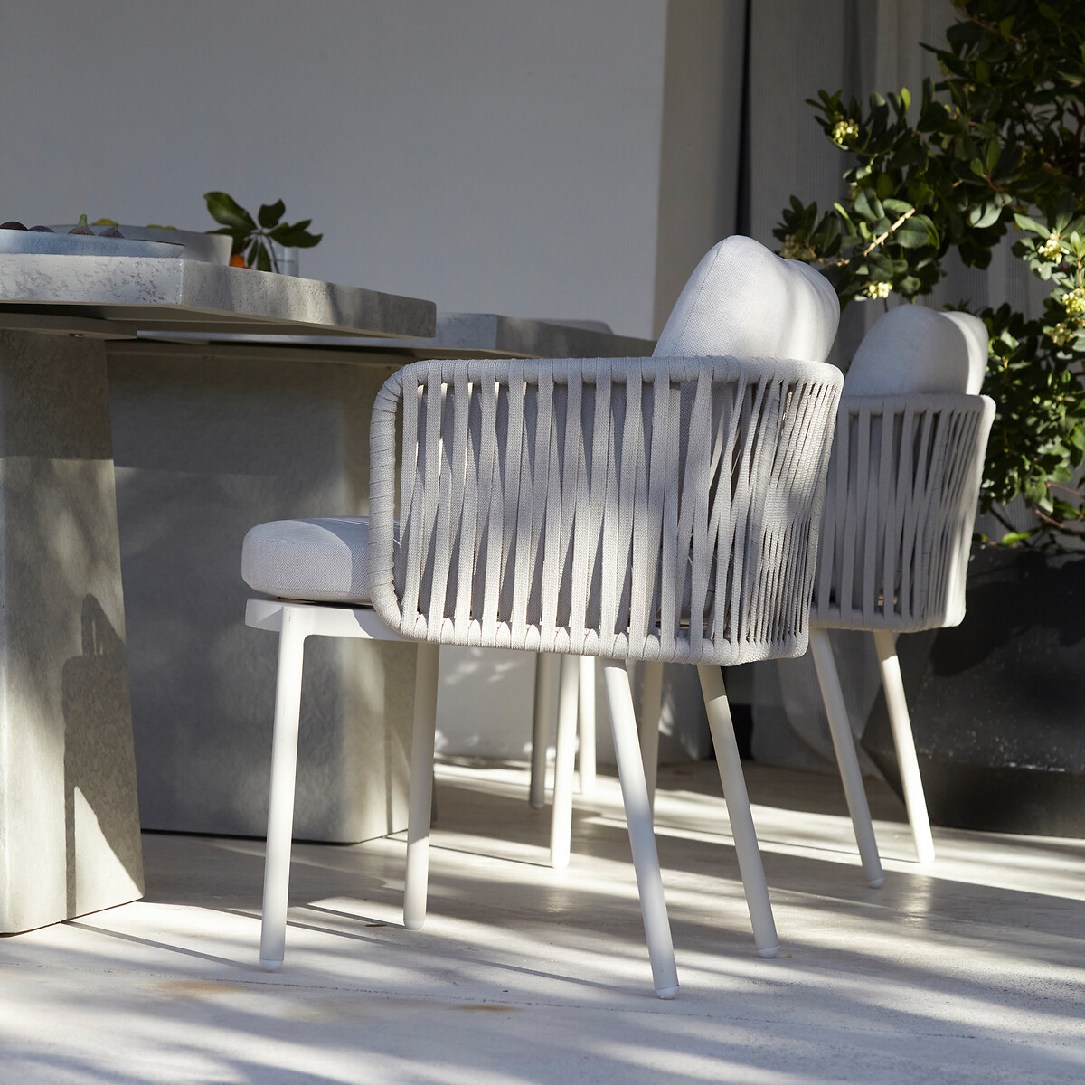 Fauteuil de table sangles tressées, Leandra sable, AM.PM