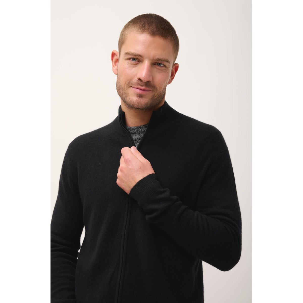 Gilet Zippé Col Montant Noir Alan noir, JUST CASHMERE