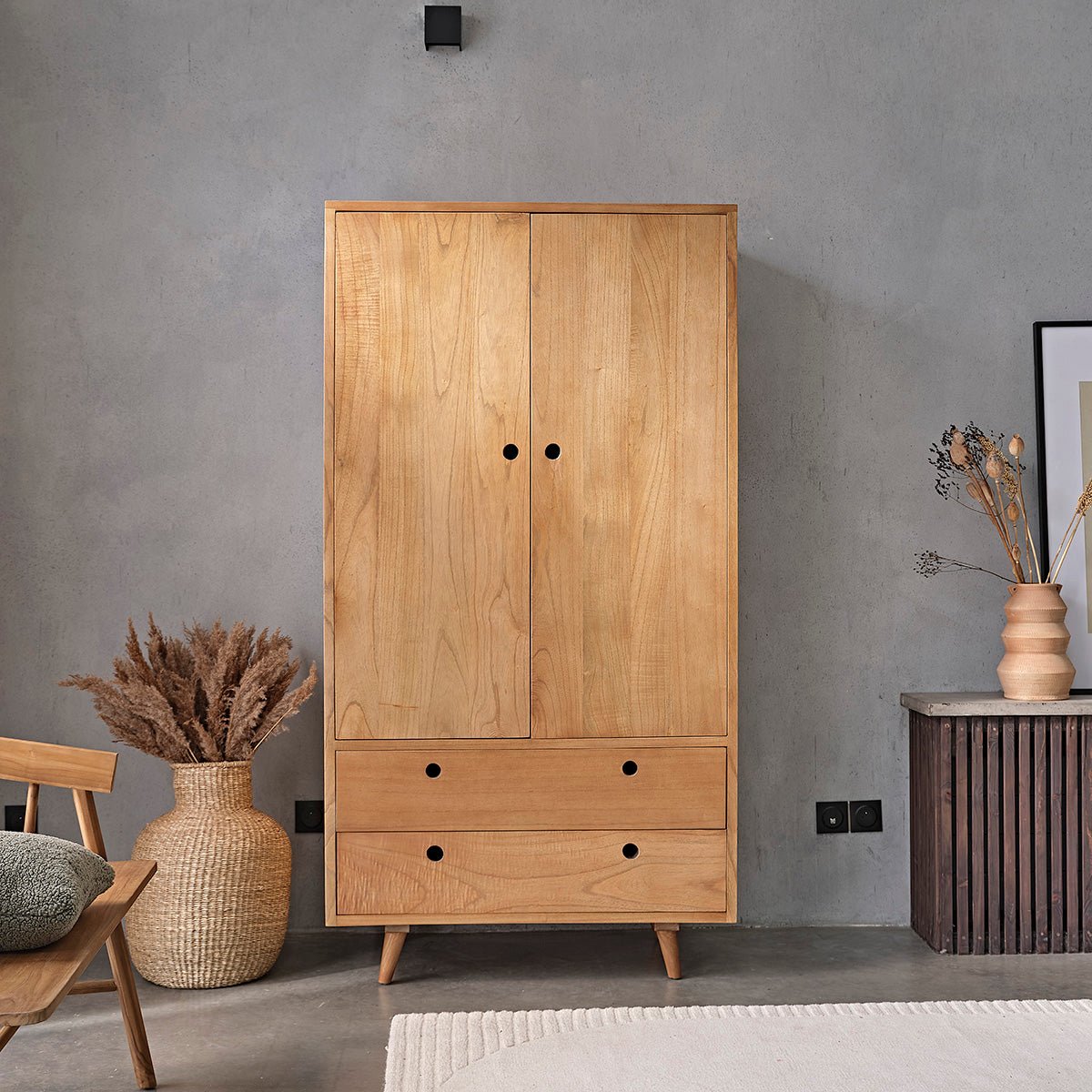 Armoire 2 portes et 2 tiroirs en bois massif ESMEE naturel, BERAH GETAH