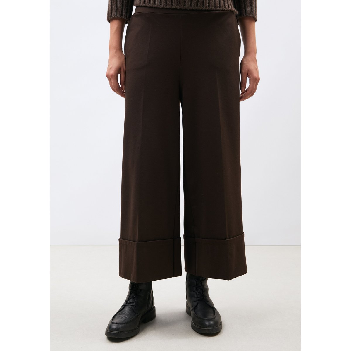 Pantalon large 7/8ème en milano chocolat, HUMILITY