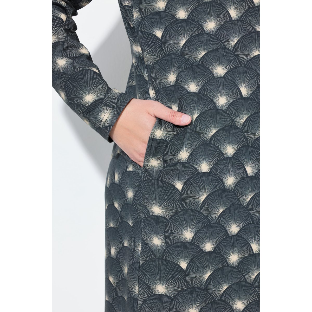 Robe évasée en molleton de coton bio noir, ULLA POPKEN