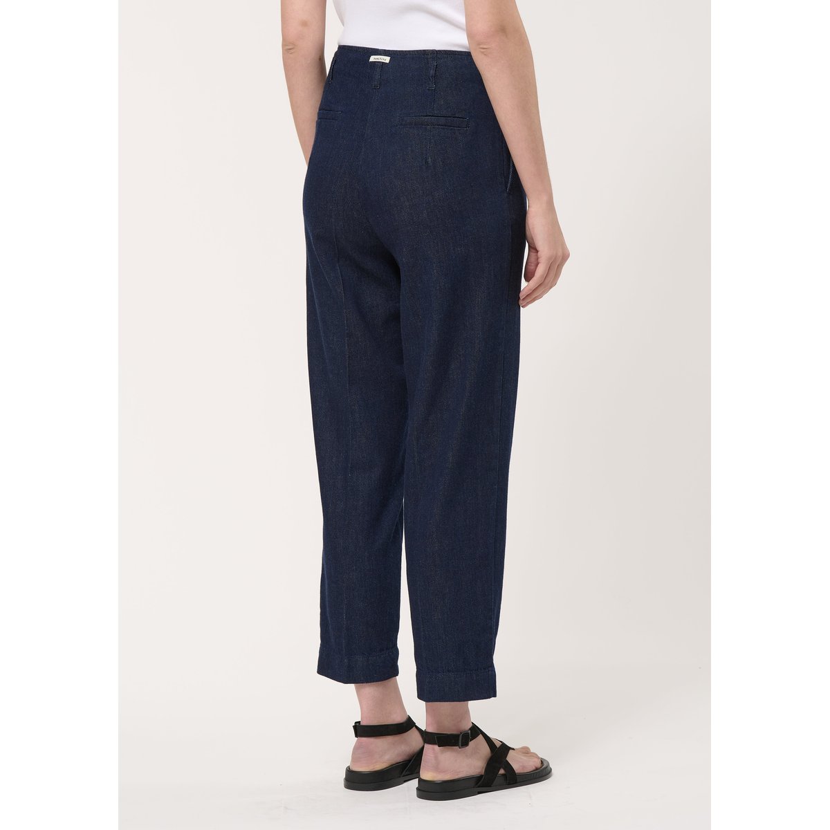 Pantalon cigarette en denim bleu denim, HUMILITY