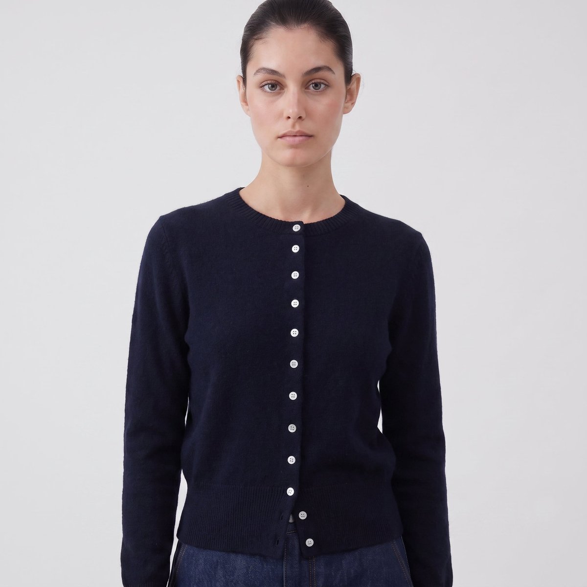 Cardigan col rond boutonné coupe ajustée ANALYS navy, ARTLOVE