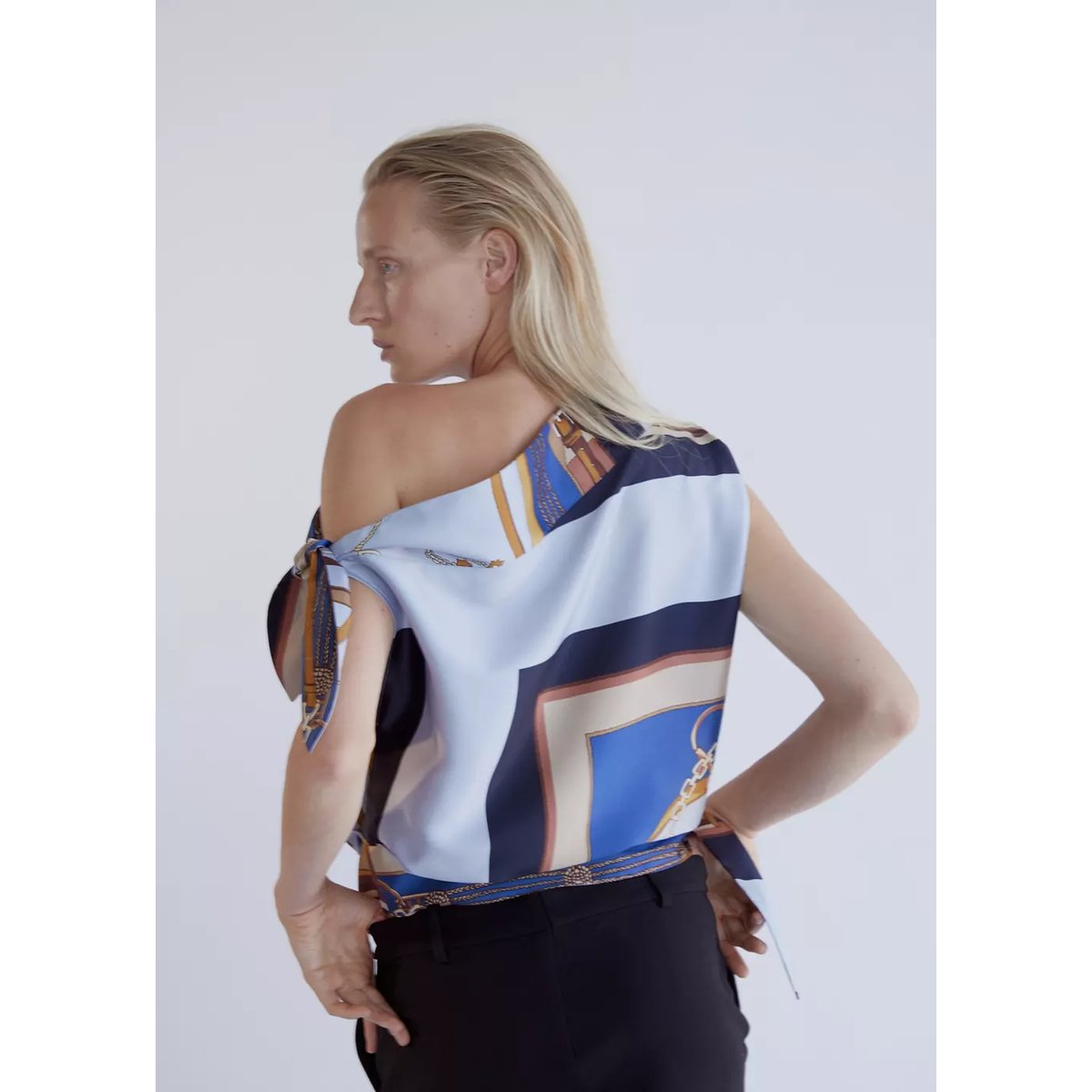 Blouse imprimée nœuds bleu ciel, MANGO