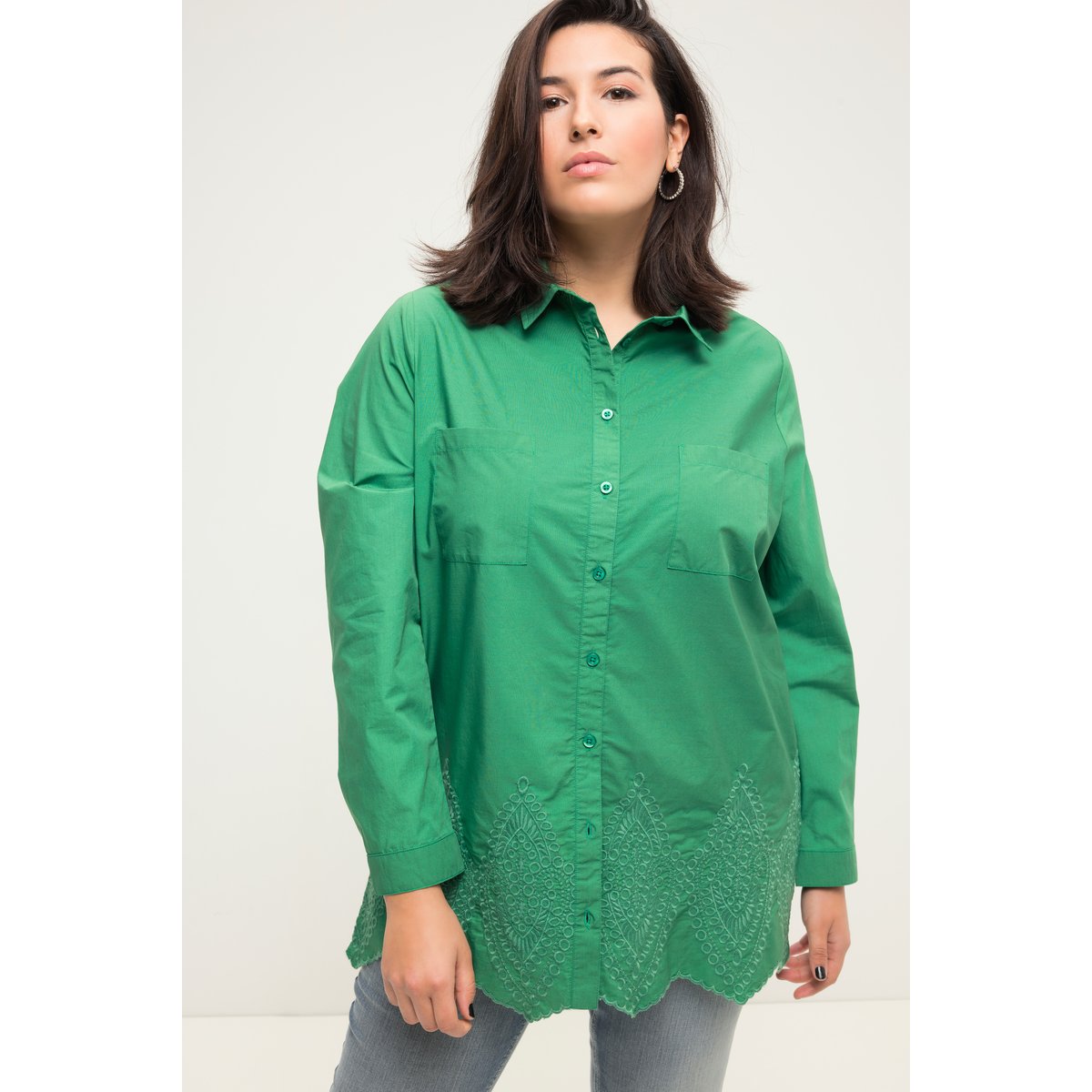 Chemisier oversized avec broderie sur la menthe verte, STUDIO UNTOLD