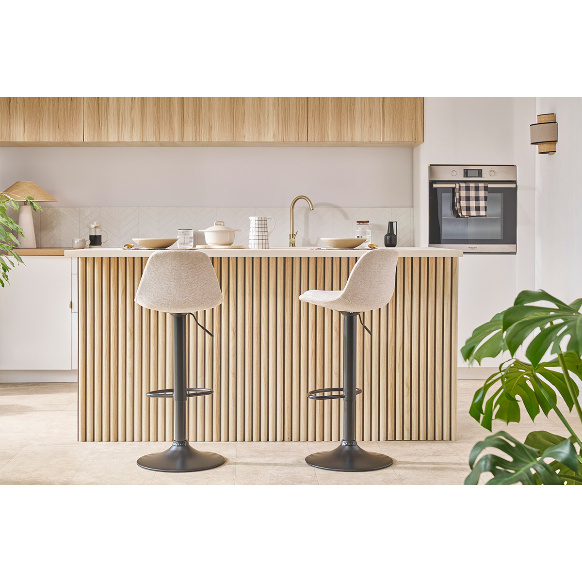 Tabourets de bar design noirs (lot de 2) STEEVY noir, MILIBOO