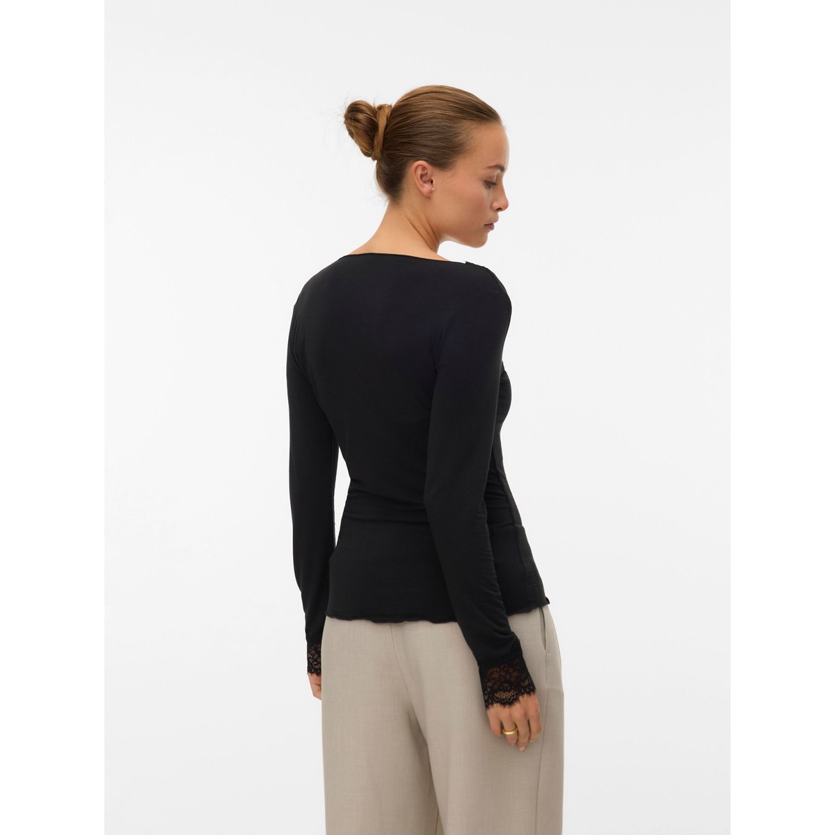 Top black 1, VERO MODA