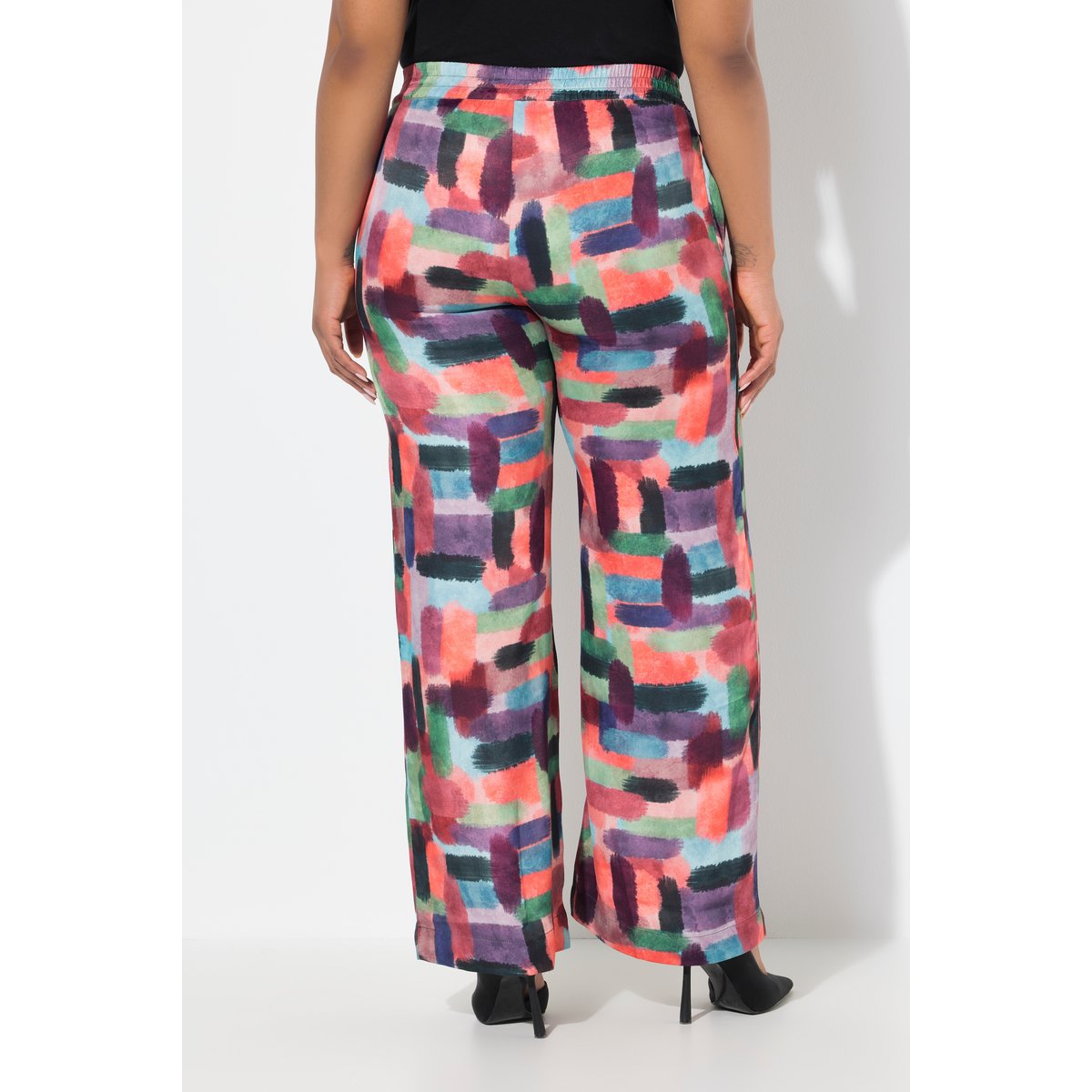 Pantalon en satin imprimé. Taille élastique noir, ULLA POPKEN