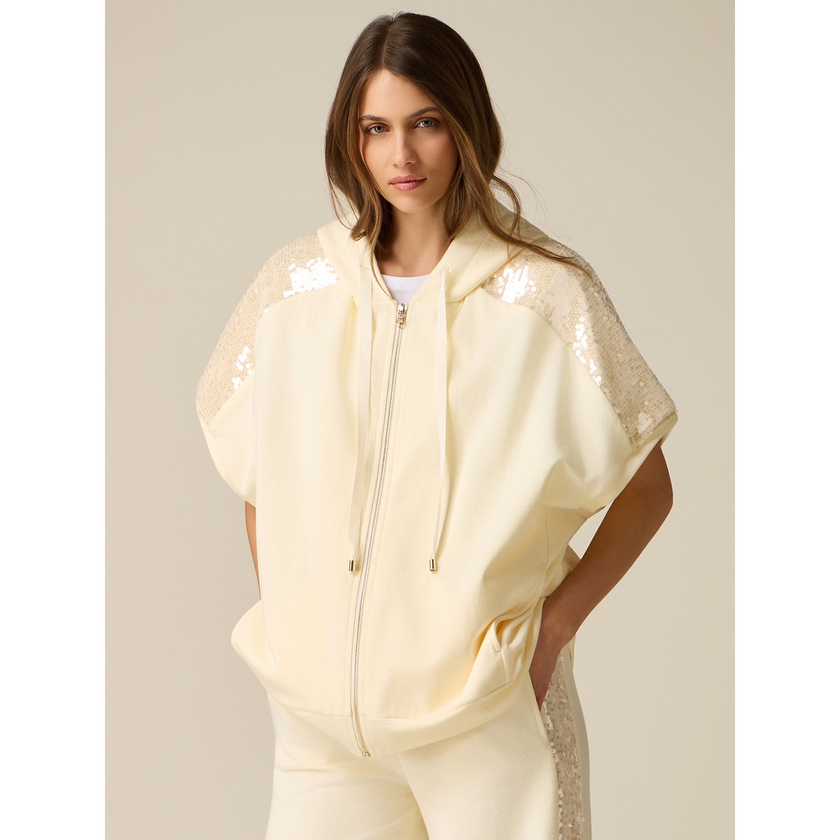 Sweat-shirt manches courtes avec paillettes crème, OLTRE