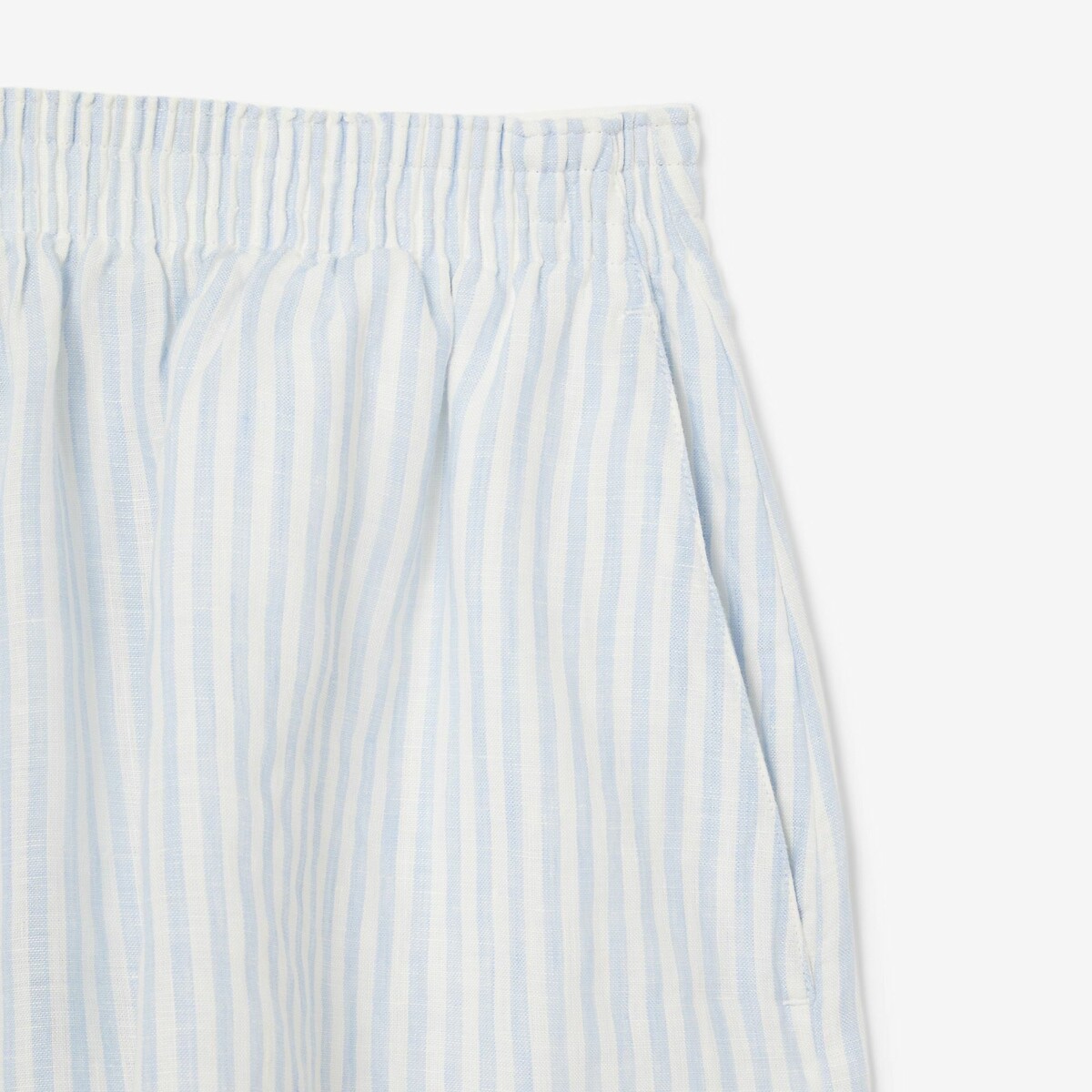 Short court en lin bleu clair, LACOSTE