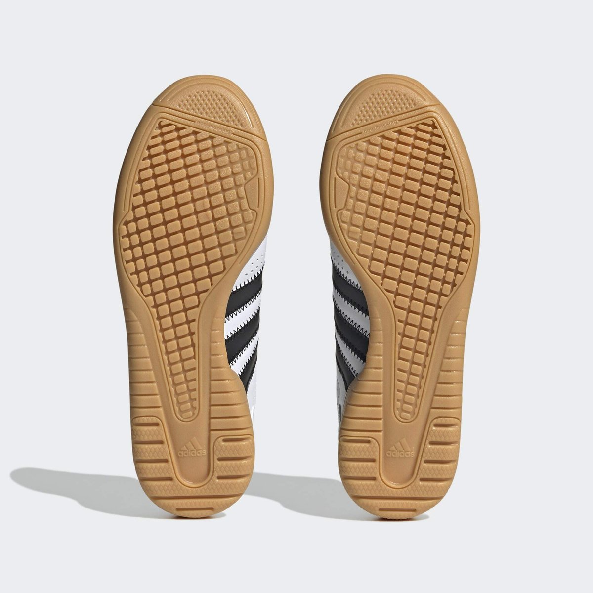 Chaussure De Handball Spezial Light Chaussure De Handball Spezial Light cloud white / core black / core black, adidas Performance