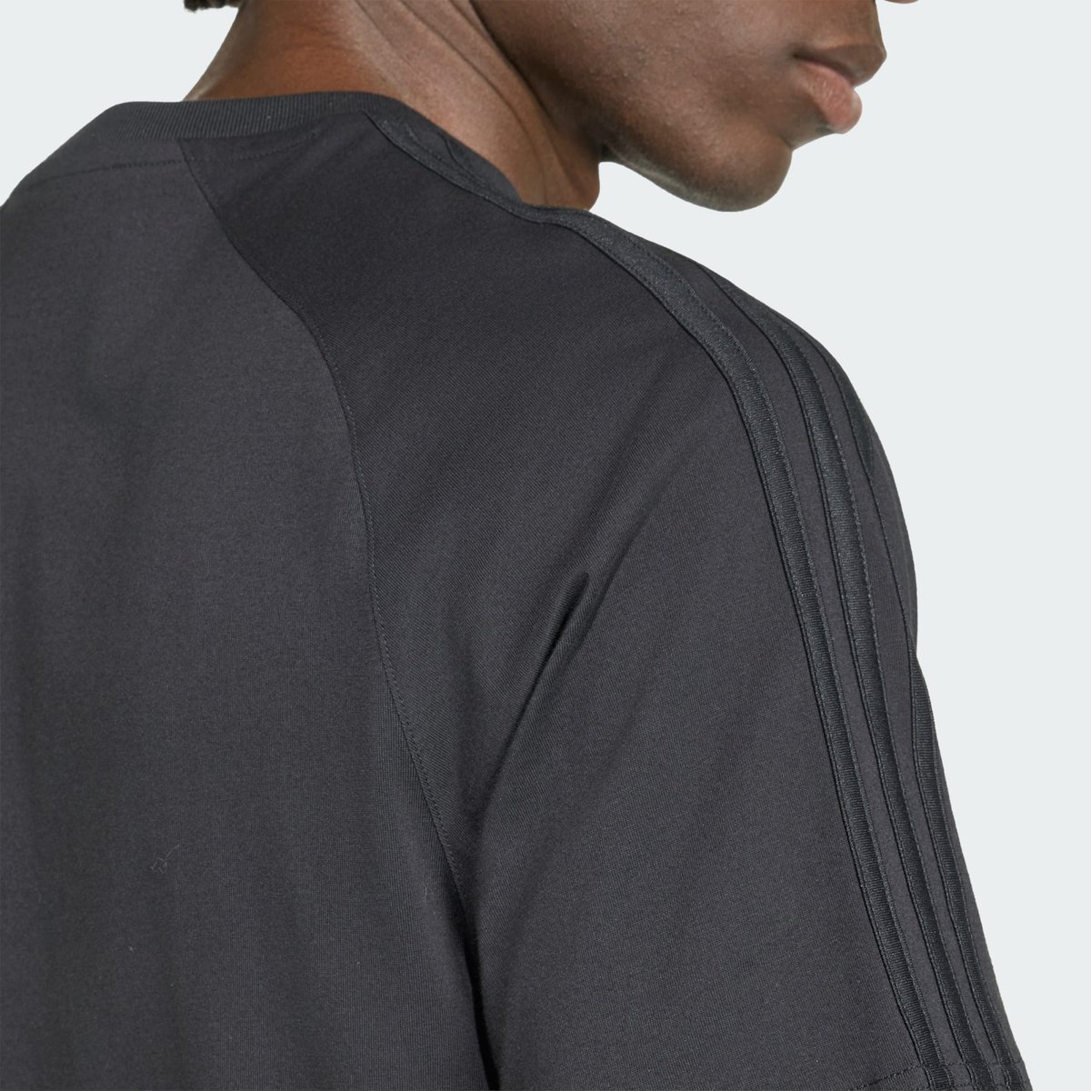 T-Shirt Spacer Cutline Teamgeist 26 T-Shirt Spacer Cutline Teamgeist 26 black, adidas Originals