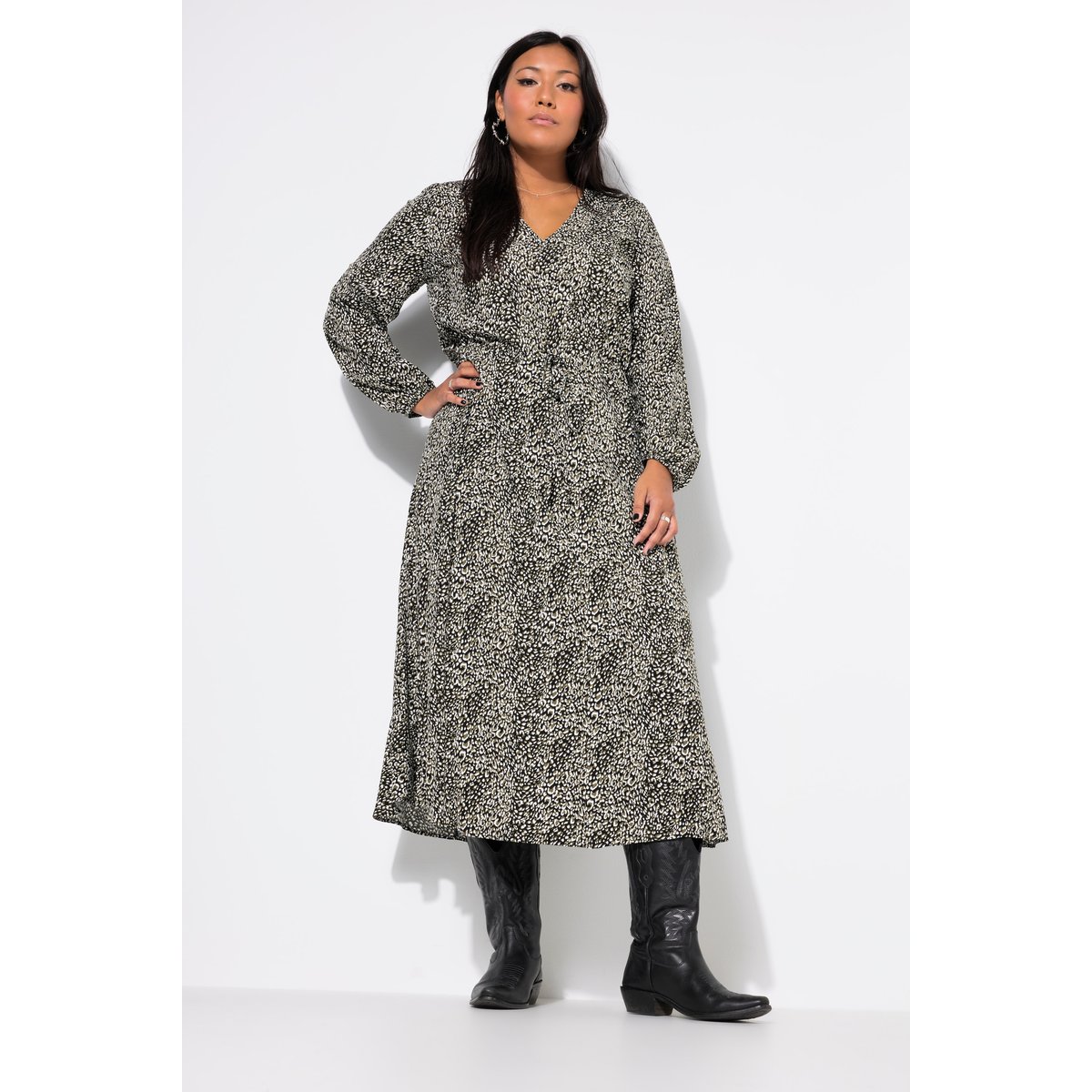 Robe maxi coupe trapèze olive foncé, STUDIO UNTOLD